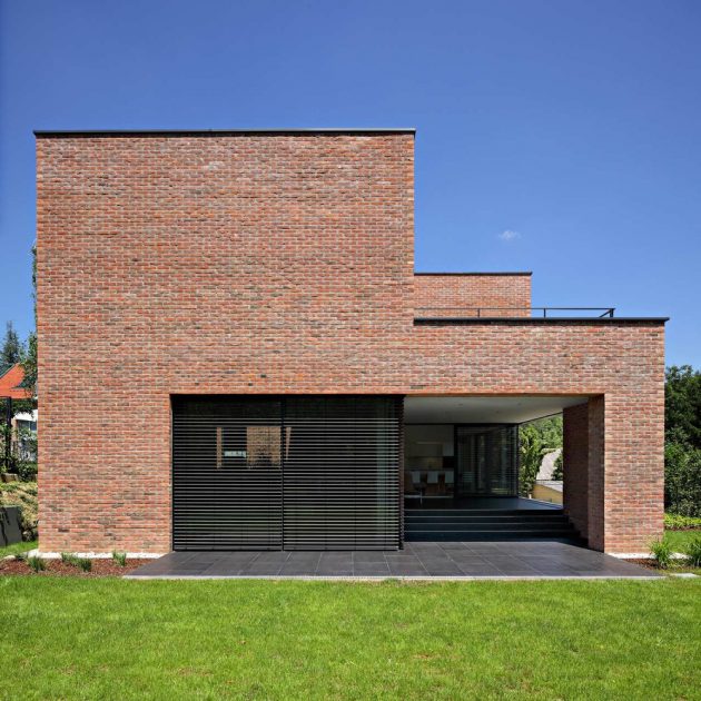 Podfuscak Residence by Dva Arhitekta in Zagreb, Croatia