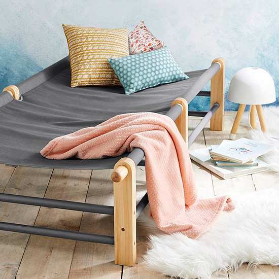 A Design Camp Bed For A Trendy Decor