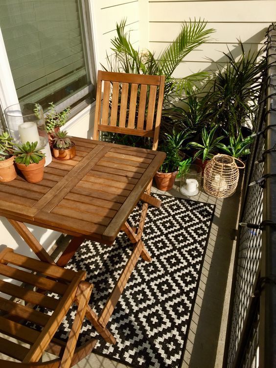 5 Tips For Arranging Your Balcony