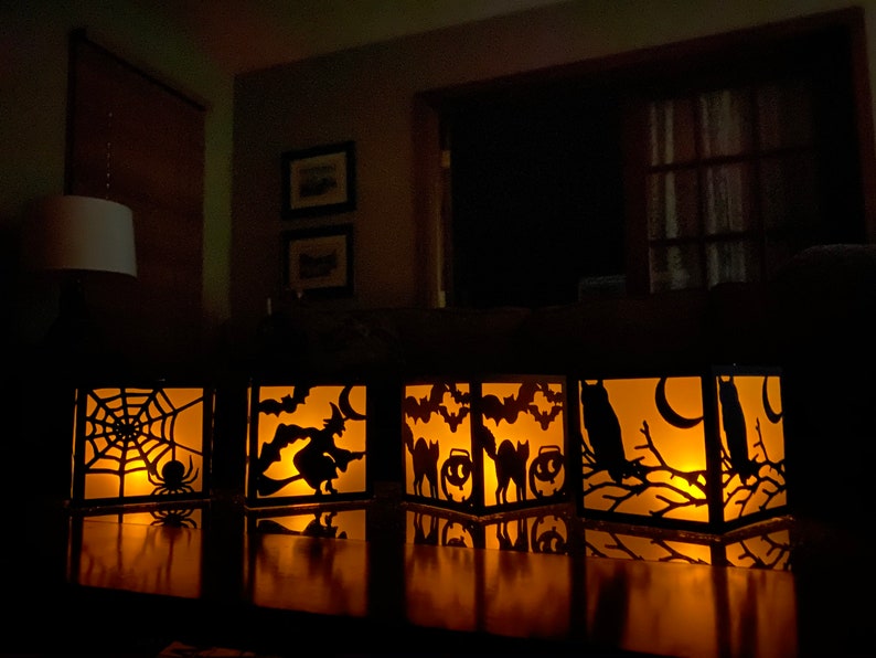 15 Awesome Halloween Centerpiece Designs For Your Table