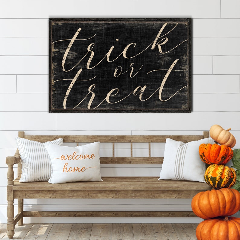 16 Scary Halloween Sign Designs You Need To Put Up