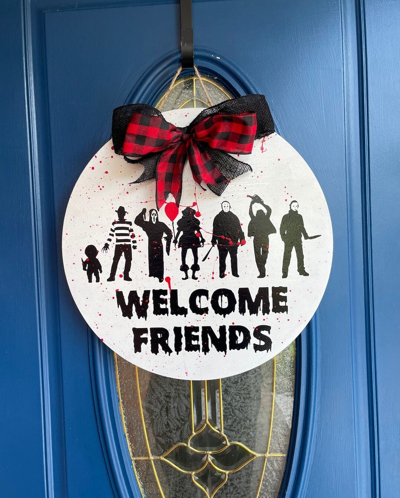 17 Spooky Halloween Wreath Designs To Get You Ready