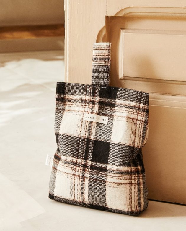 5 Items Of Checkered Pattern To Incorporate Into Your Home With Style