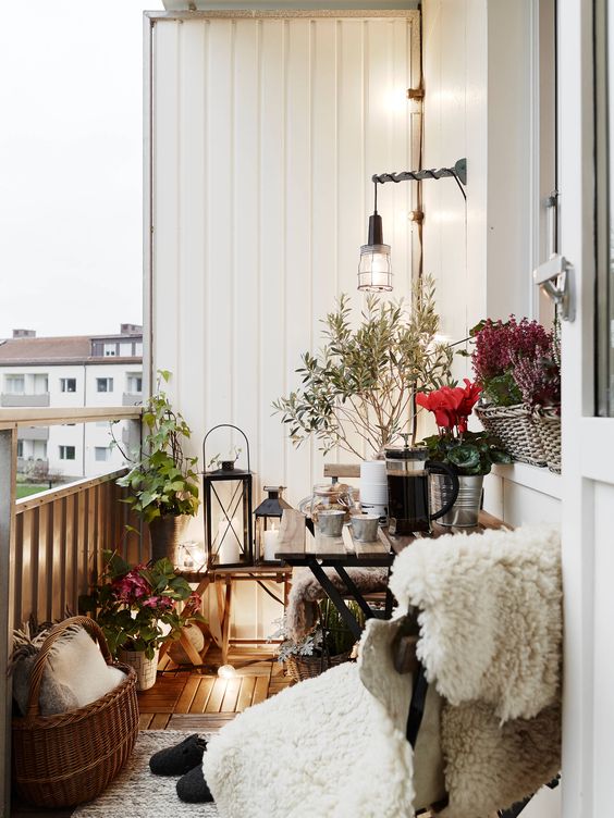 5 Tips For Arranging Your Balcony