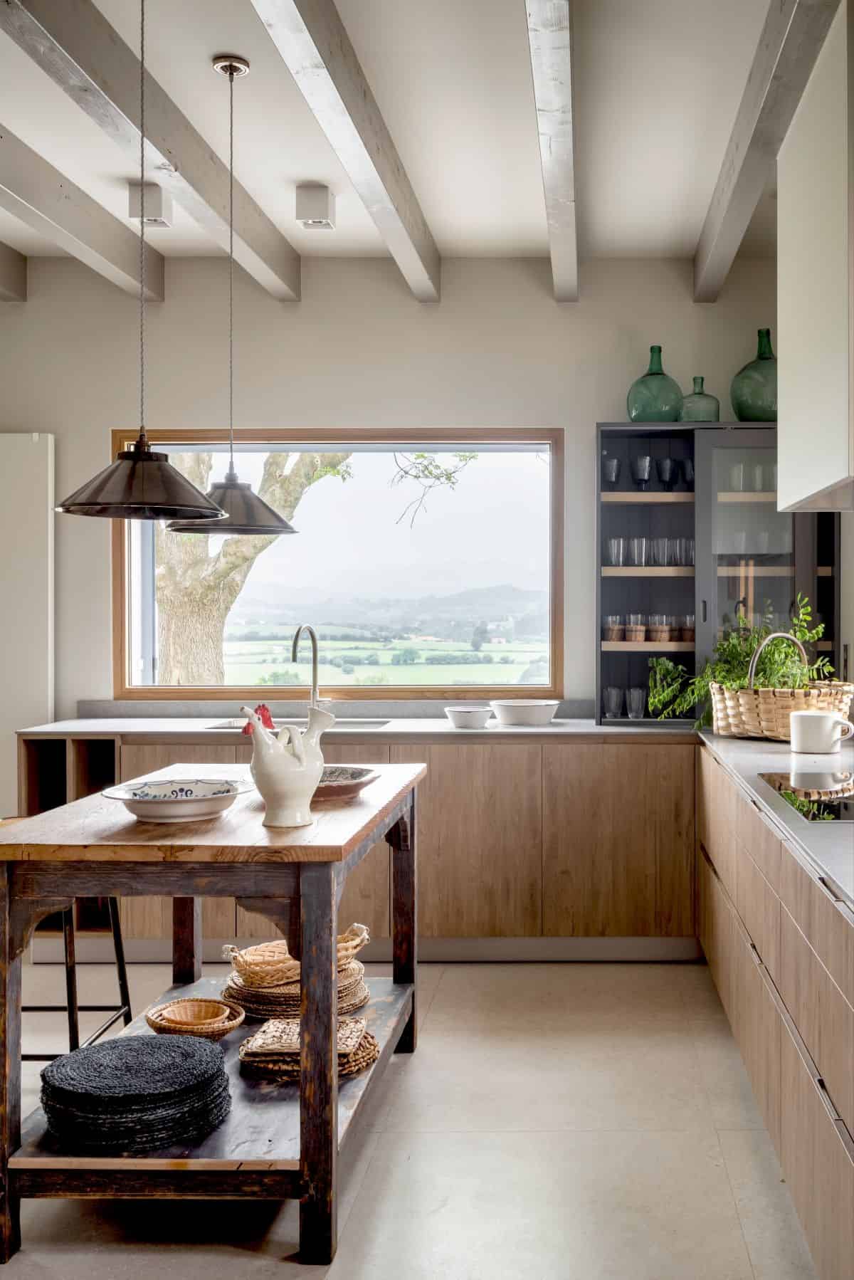 House Open To Light And Surrounded By Nature House Open To Light And Surrounded By Nature