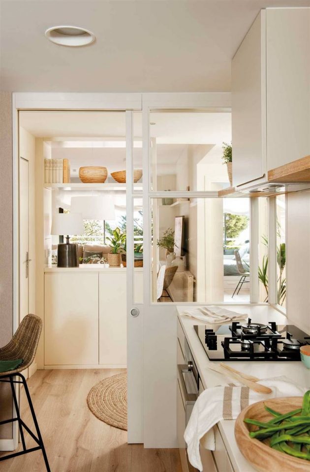 The Enclosures We Love When It Comes To Changing The Walls For Glass In The Kitchen
