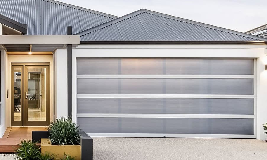 Essential Tips to Consider Before Hiring a Professional Garage