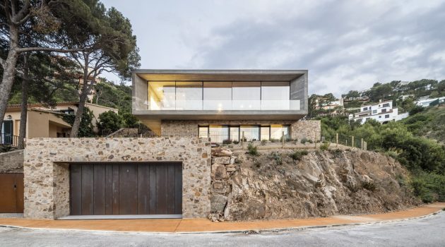 House 1510 by Nordest Arquitectura in Girona, Spain