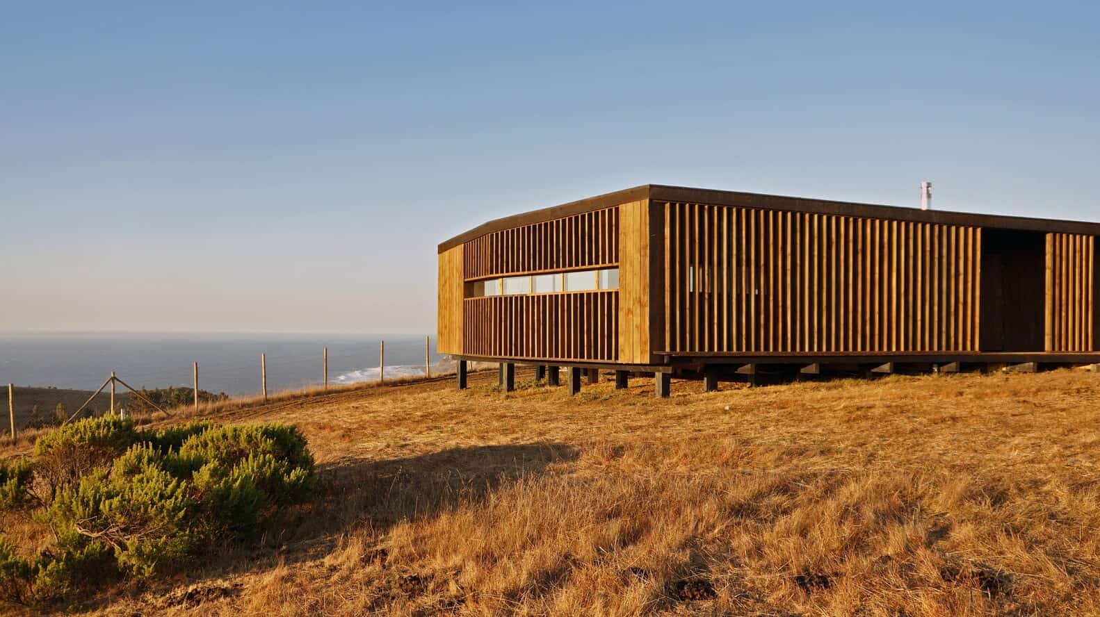 House 222 by Worc Arquitectos in Matanzas, Chile House 222 by Worc Arquitectos in Matanzas, Chile