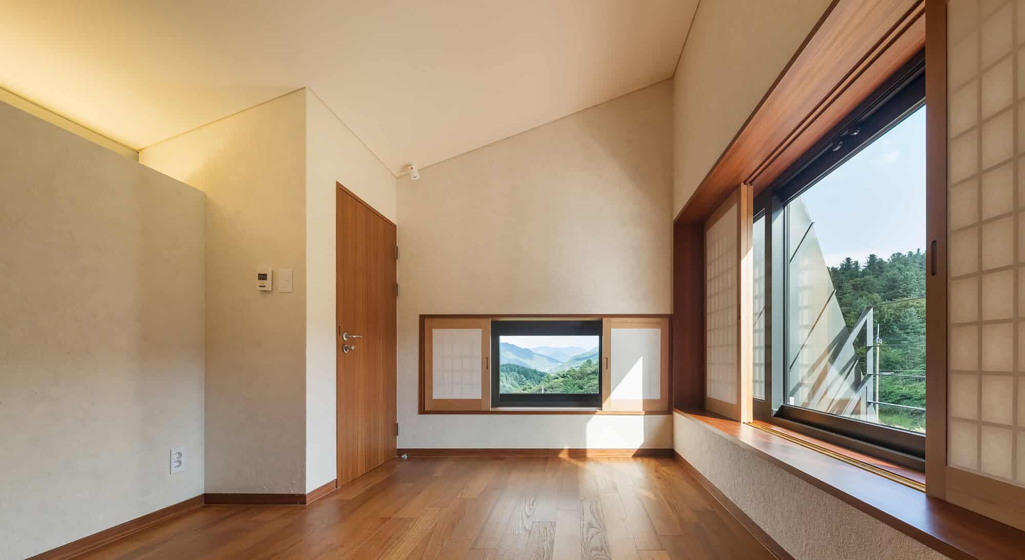 Leaning House by PRAUD in Jinan-Gun, South Korea Leaning House by PRAUD in Jinan-Gun, South Korea