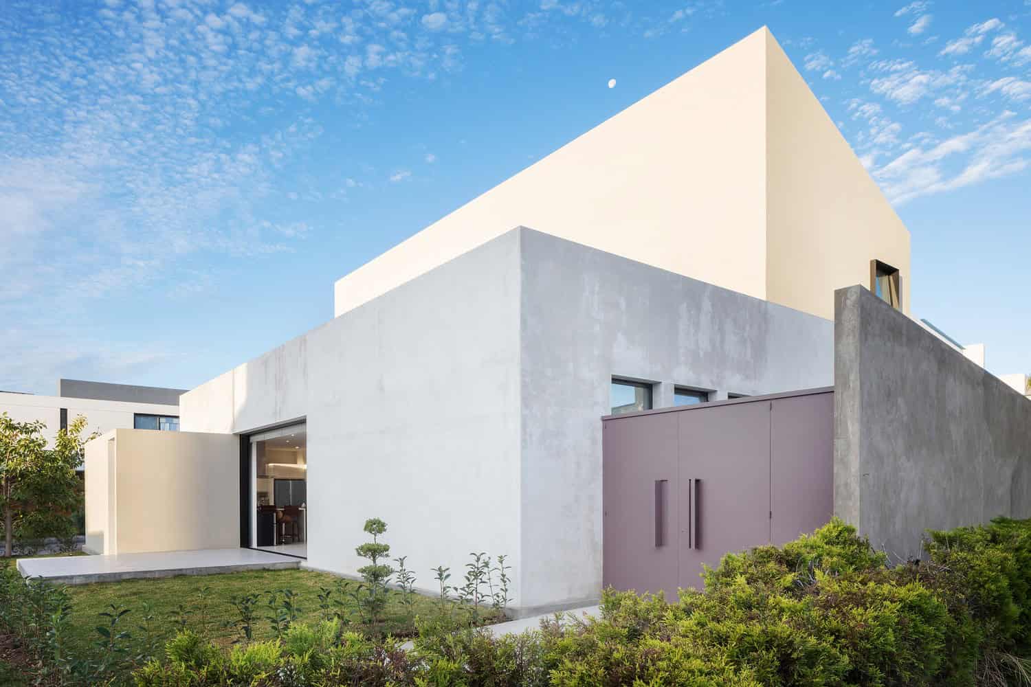 Ruiz House by LR Arquitectura in Los Gavilanes, Mexico Ruiz House by LR Arquitectura in Los Gavilanes, Mexico