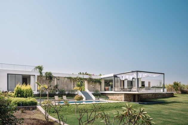 Weekend Getaway by SAK Designs in Pune, India
