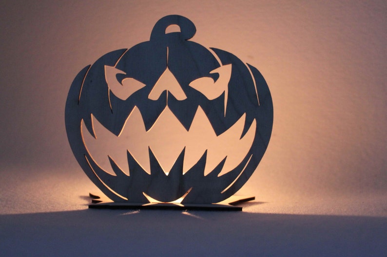 16 Eerie Halloween Lantern Designs That Do Create An Ambient