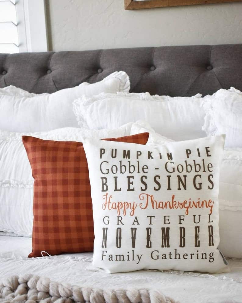 17. Happy Thanksgiving Pillow 17. Happy Thanksgiving Pillow