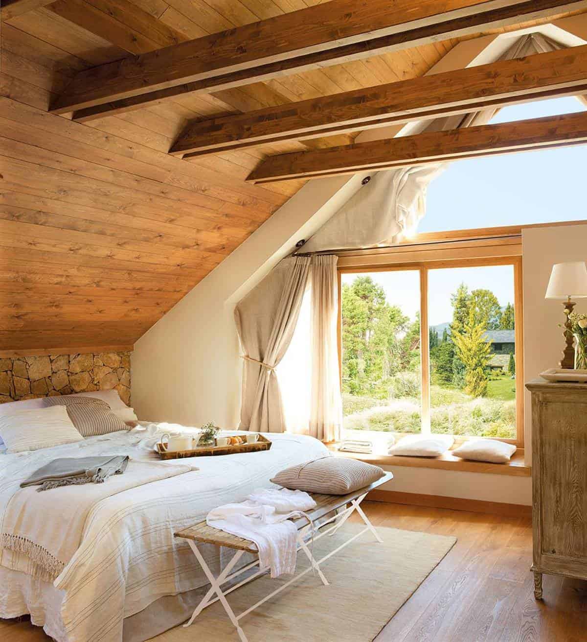 9. A bedroom that is a viewpoint to the valley 9. A bedroom that is a viewpoint to the valley