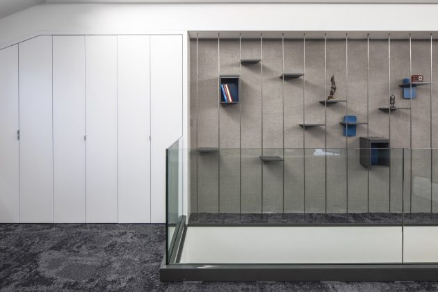 An Office Space Full of Sunlight: Pupa Teknik by IPEK BAYCAN ARCHITECTS