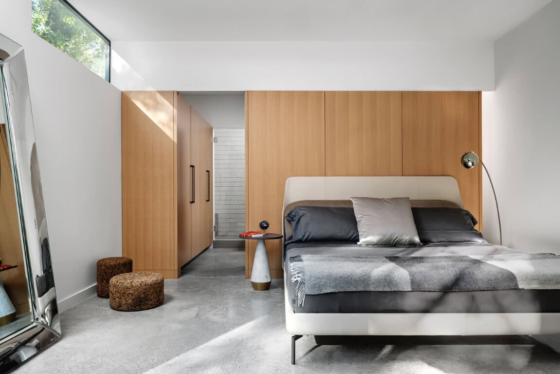 E2211 House by RAVEL Architecture: Compact Elegance in the Heart of Austin E2211 House by RAVEL Architecture: Compact Elegance in the Heart of Austin