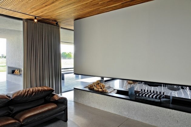 House Surrounded by Greenery by MIDE Architects in Stra, Italy
