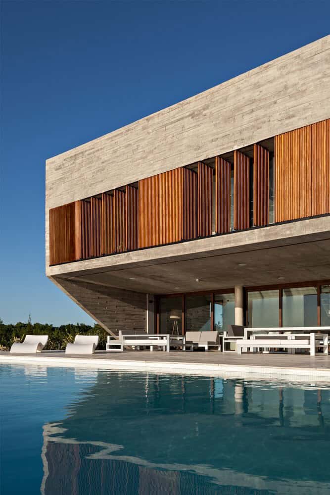 N House by A3 Luppi Ugalde Winter in Belen de Escobar, Argentina N House by A3 Luppi Ugalde Winter in Belen de Escobar, Argentina