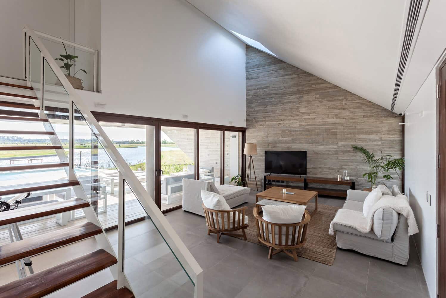 N House by A3 Luppi Ugalde Winter in Belen de Escobar, Argentina N House by A3 Luppi Ugalde Winter in Belen de Escobar, Argentina