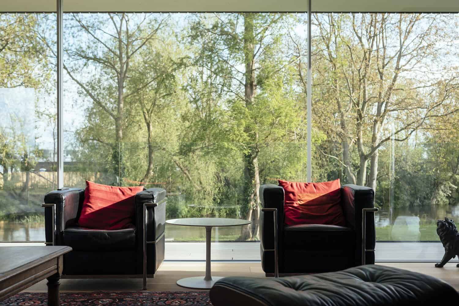 Narula House by John Pardey Architects in Berkshire, UK Narula House by John Pardey Architects in Berkshire, UK