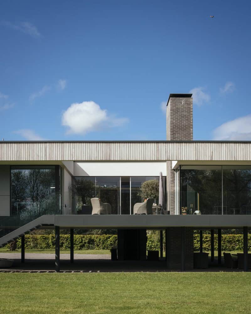 Narula House by John Pardey Architects in Berkshire, UK Narula House by John Pardey Architects in Berkshire, UK
