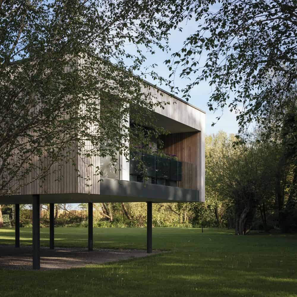 Narula House by John Pardey Architects in Berkshire, UK Narula House by John Pardey Architects in Berkshire, UK