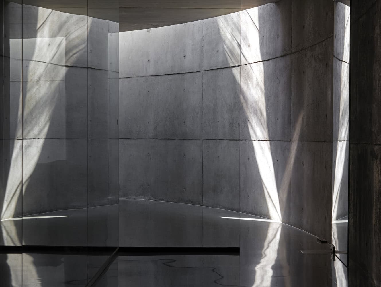 Stripped Mobius House by Matharoo Associates in Ahmedabad, India Stripped Mobius House by Matharoo Associates in Ahmedabad, India