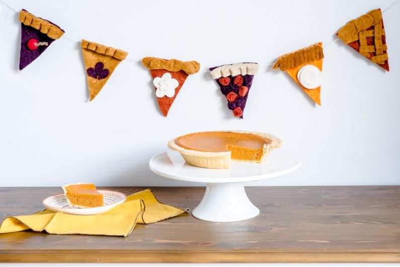 14. Thanksgiving Pie Garland 14. Thanksgiving Pie Garland
