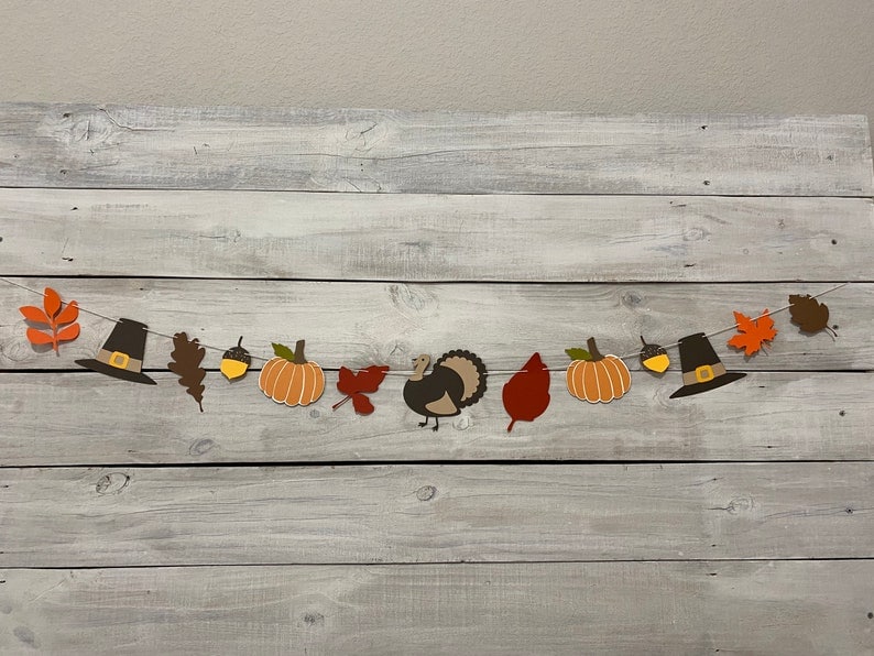 6. Leaves, Acorn & Pumpkins Garland 6. Leaves, Acorn & Pumpkins Garland