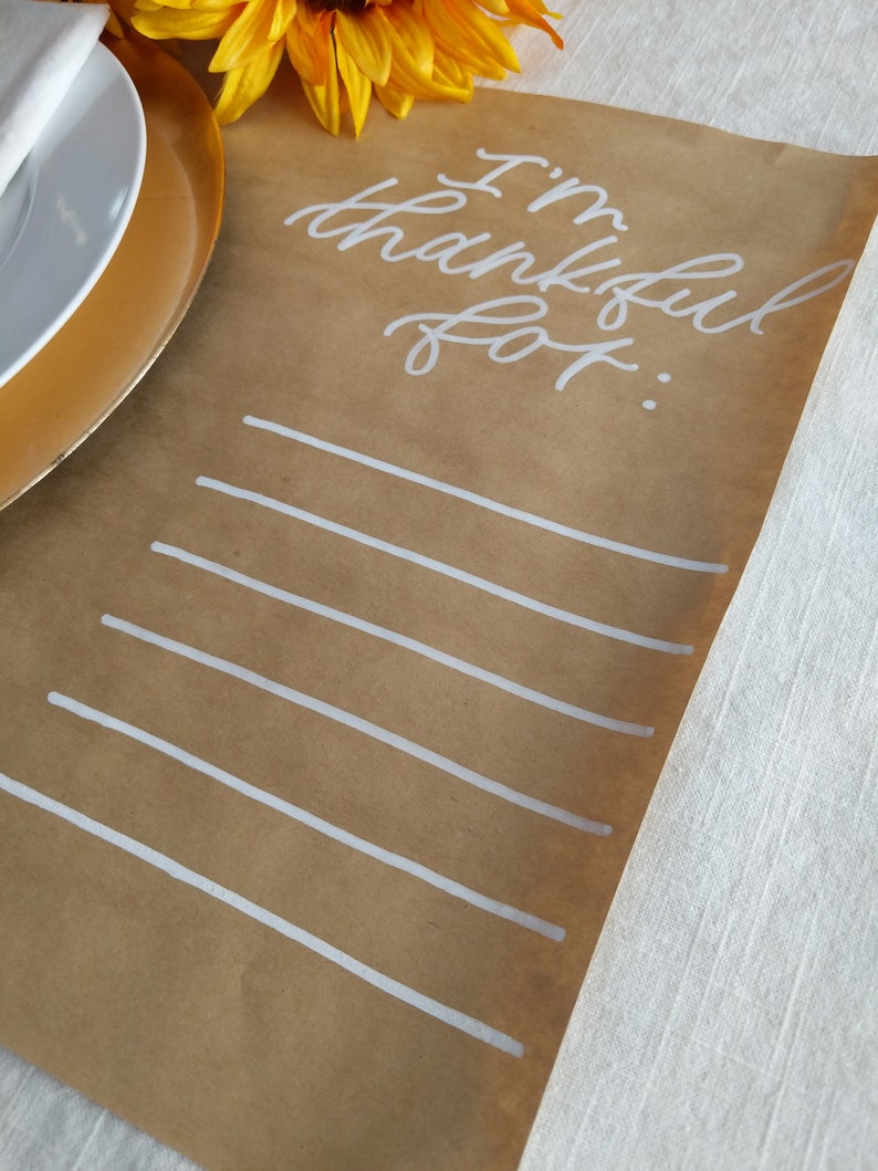 17 Lovely Thanksgiving Placemat Designs For Your Tablescape