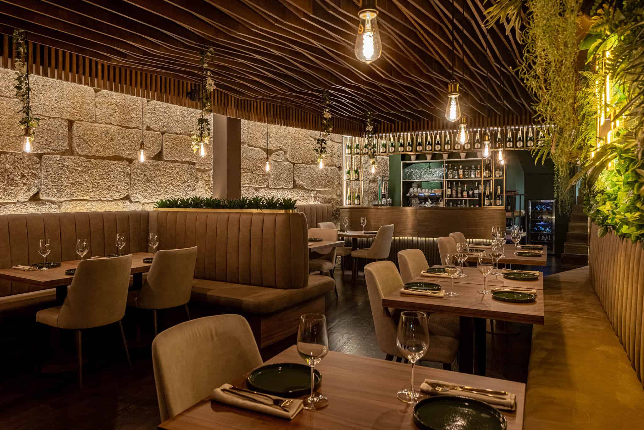 34 Restaurant - A Restaurant inspired by the “art nouveau” movement 34 Restaurant - A Restaurant inspired by the “art nouveau” movement