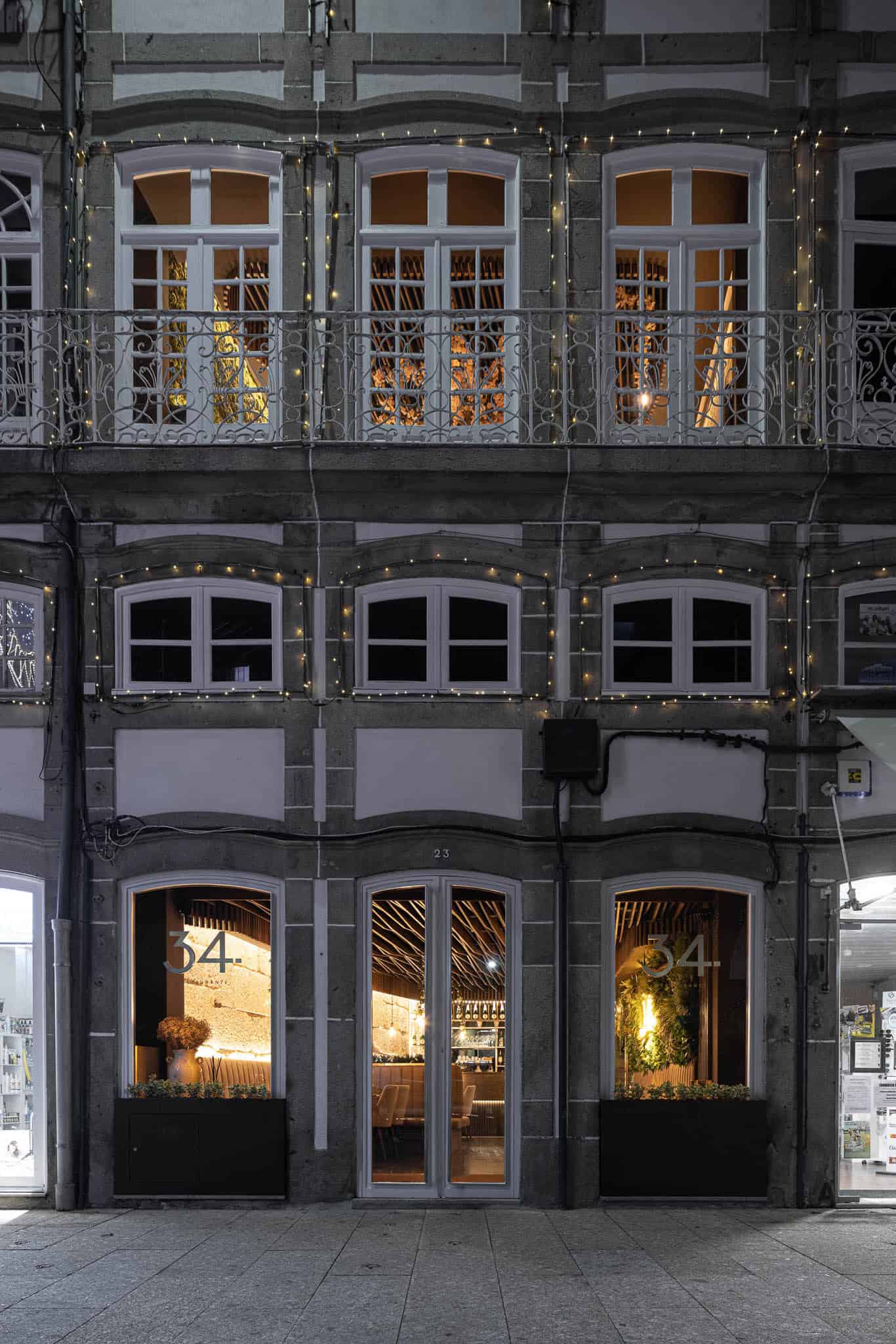 34 Restaurant - A Restaurant inspired by the “art nouveau” movement 34 Restaurant - A Restaurant inspired by the “art nouveau” movement