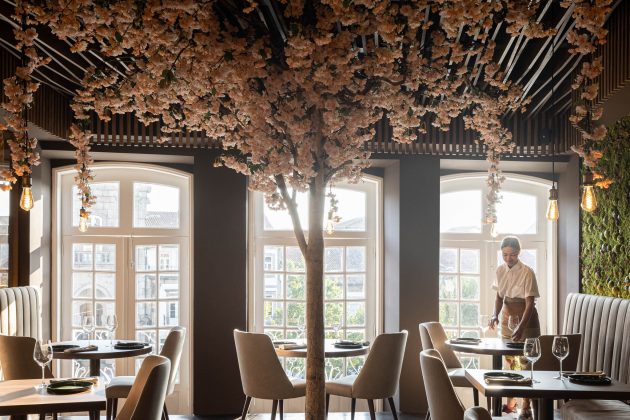34 Restaurant - A Restaurant inspired by the “art nouveau” movement