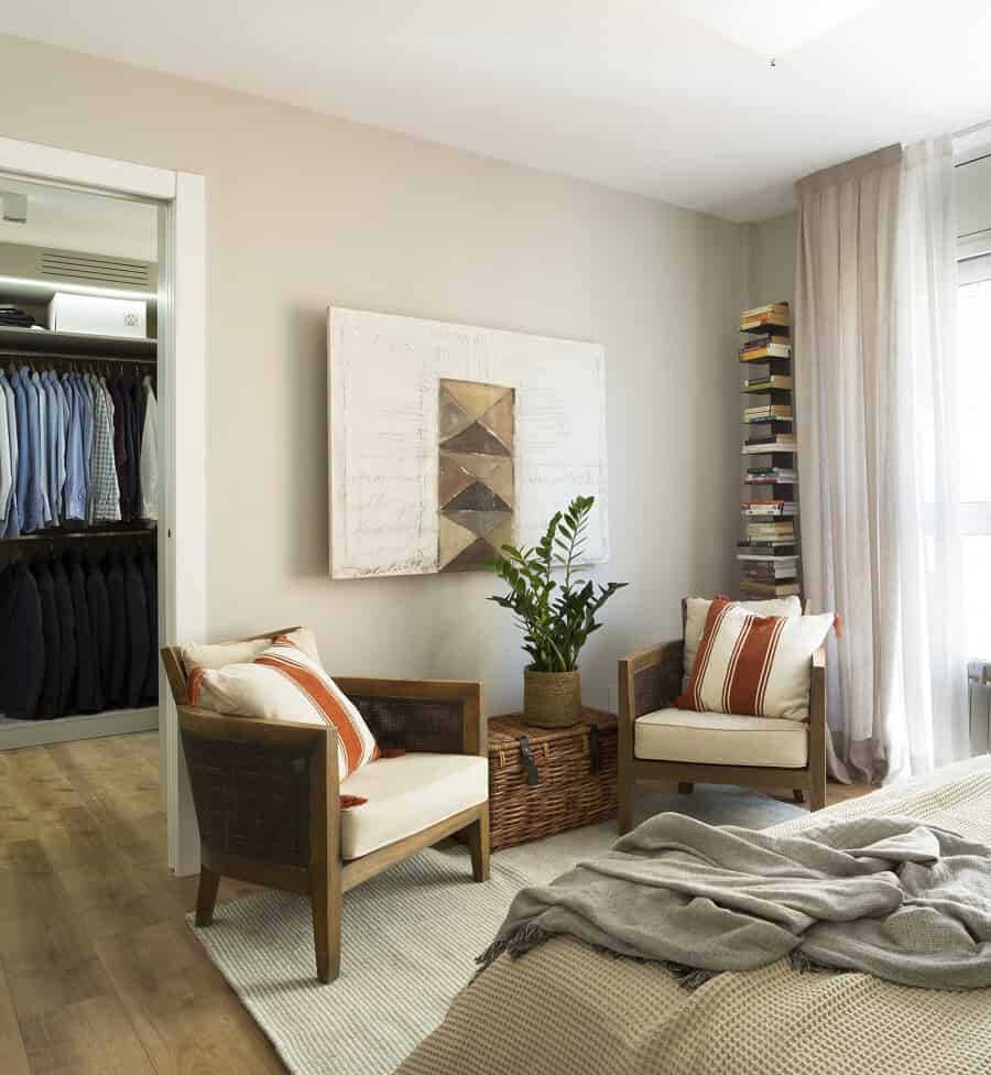 A Classic And Royal Apartment With Extraordinary Style