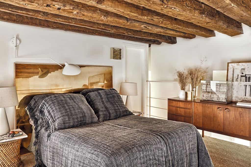 A Loft Where The Old Meets The Contemporary A Loft Where The Old Meets The Contemporary