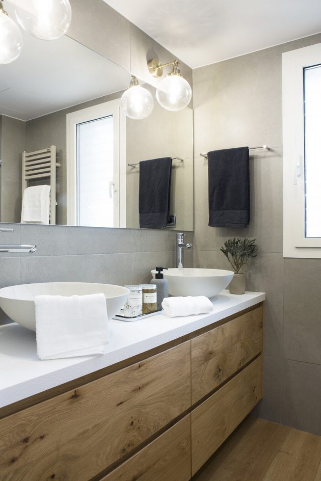 A Classic And Royal Apartment With Extraordinary Style