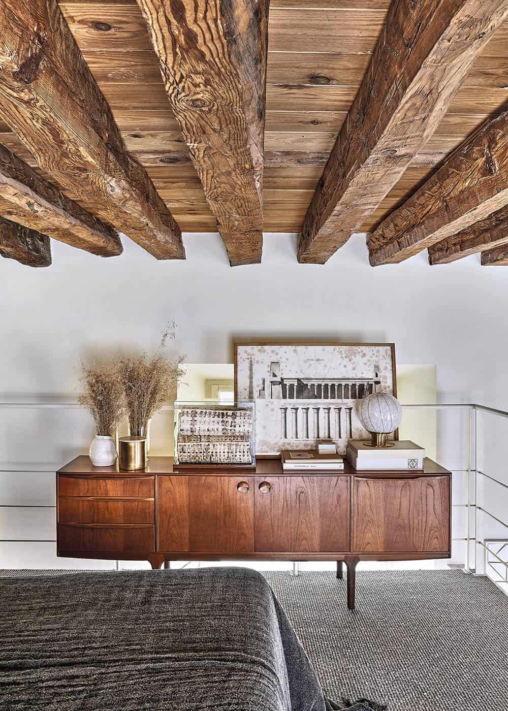 A Loft Where The Old Meets The Contemporary A Loft Where The Old Meets The Contemporary