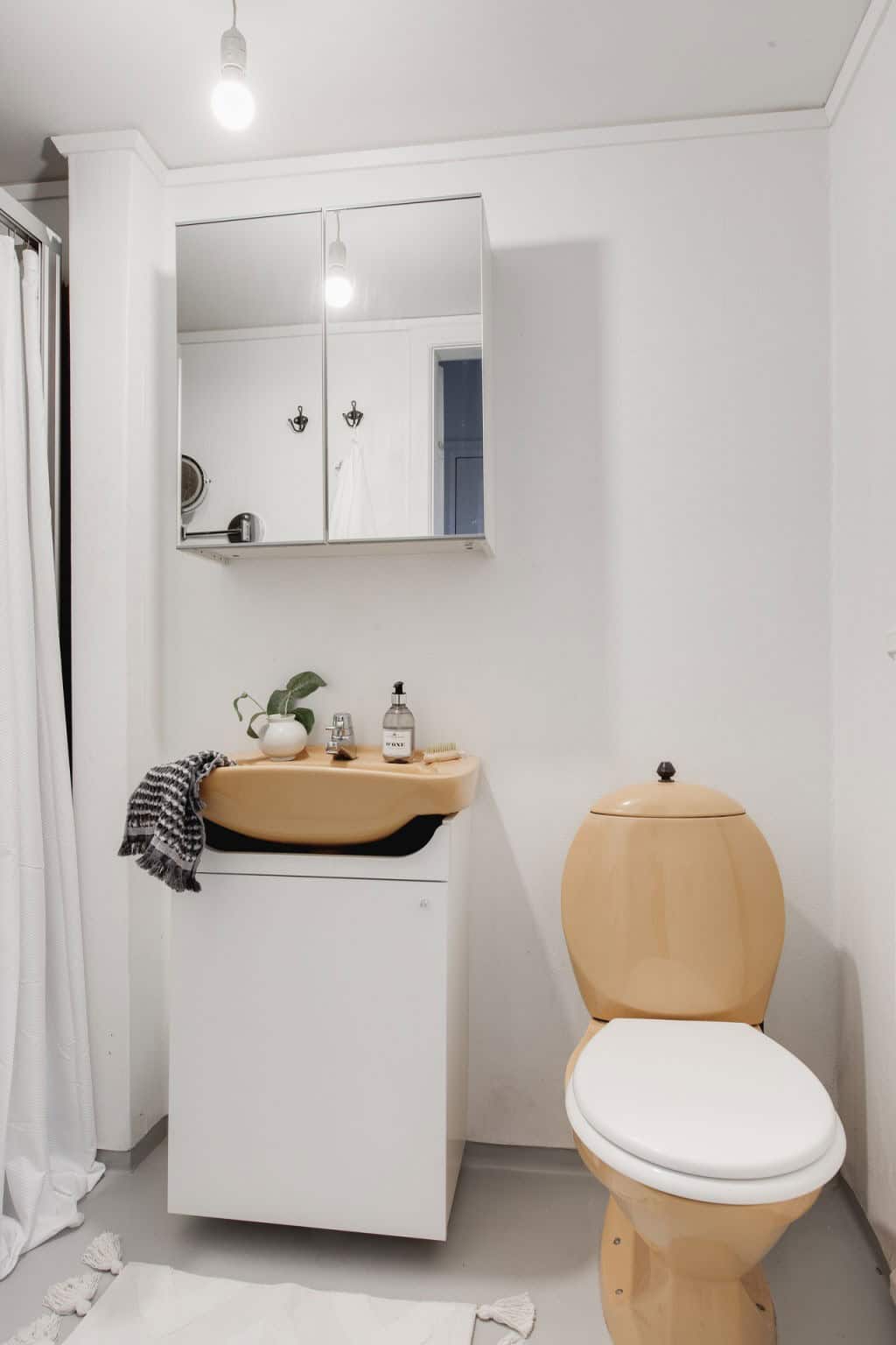 Pure Perfection - Romantic Nordic Style On White Pure Perfection - Romantic Nordic Style On White