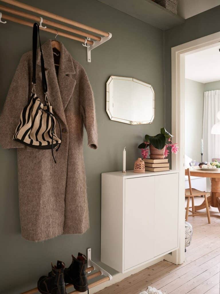 How About Green Walls In Contrast To White Woodwork? How About Green Walls In Contrast To White Woodwork?