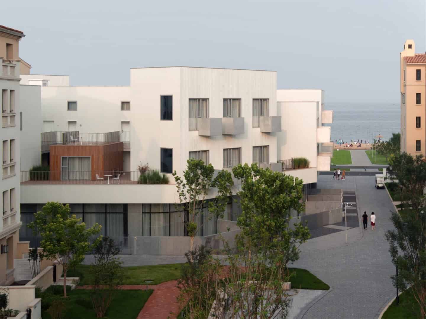 Aranya theTANG Hotel by B.L.U.E. Architecture Studio in China Aranya theTANG Hotel by B.L.U.E. Architecture Studio in China