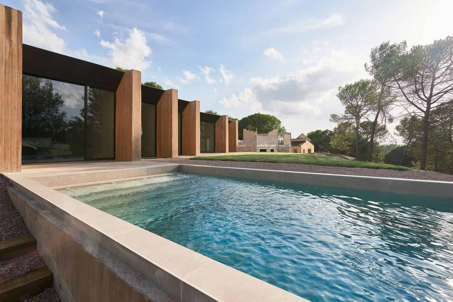 Limit House by Atheleia Arquitectura in Sant Julia de Ramis, Spain Limit House by Atheleia Arquitectura in Sant Julia de Ramis, Spain