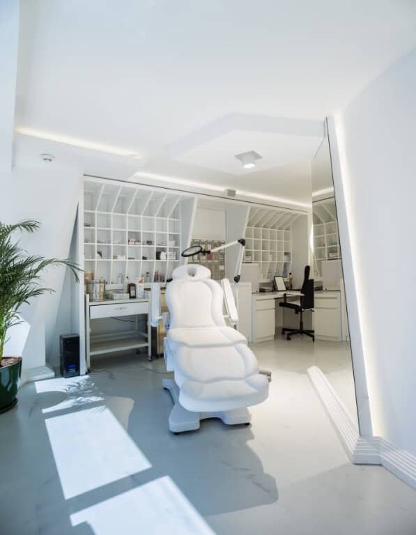 NC Clinic - An Extraordinary Clinic Design by Onur Karadeniz Architects
