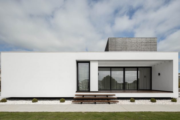 TD House - The House With Wooden Volumes in Sintra, Portugal