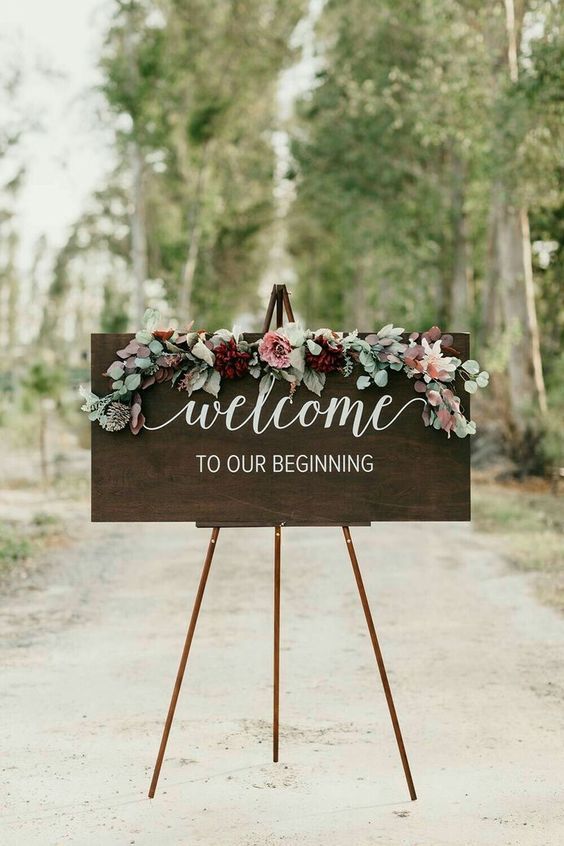 Essential Tips On How To Achieve The Engagement Decor Of Your Dreams