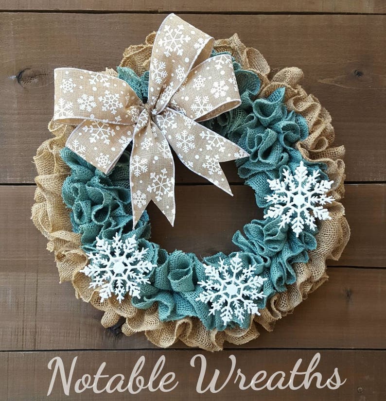 16 Refreshing Winter Wreath Designs To Hang After Christmas
