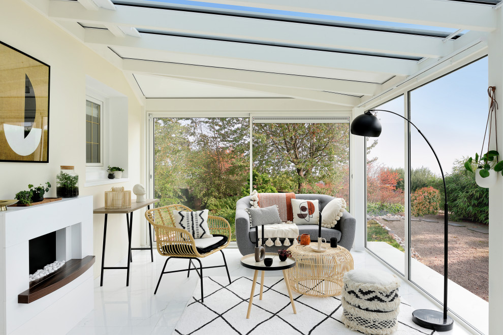 18 Dreamy Contemporary Sunroom Designs You're Going To Wish Your Home Had