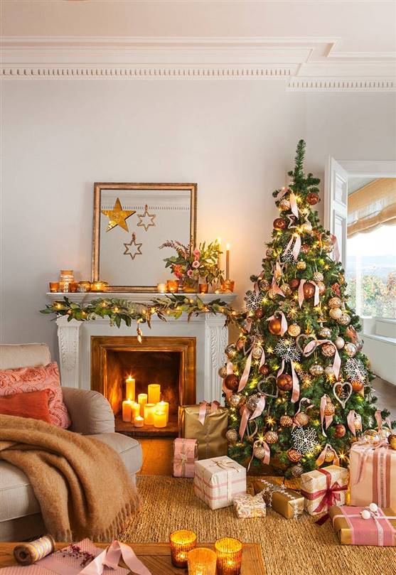 4 Christmas Decorating Trends That Stick Around And 4 That Go Away