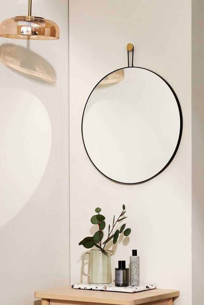 How To Choose The Perfect Round Bathroom Mirror How To Choose The Perfect Round Bathroom Mirror