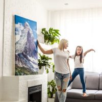 How To Decorate Your Walls Using Canvas Prints